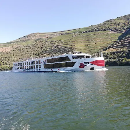 Casa Da Burra بيت للعطل